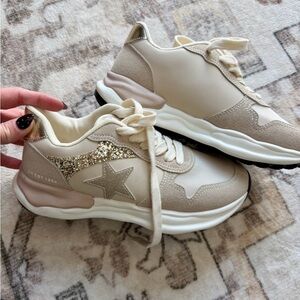 Brand New Vintage Havana sneakers